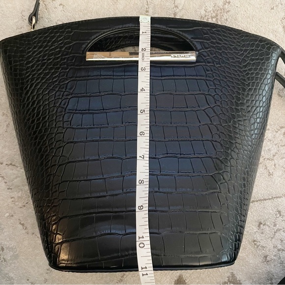 Nine West Black Faux Croc Bucket Bag with Adjustable and Detachable Strap - Picture 7 of 10